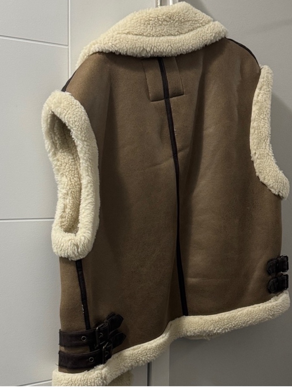 Zara Taupe Vest - Picture 3 of 6